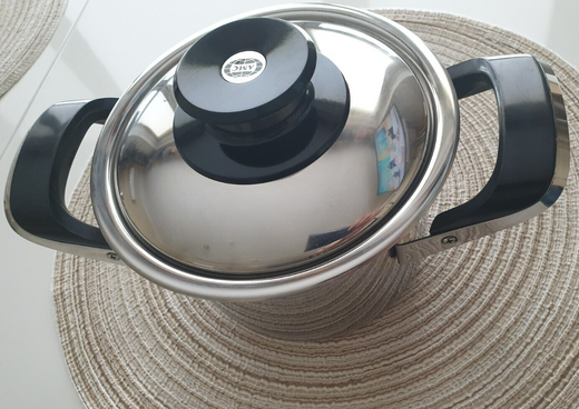 AMC Topf 14 cm, 1,5 Liter, 10 cm hoch + Deckel Kochtopf - Produktbild 1 | potoria.de