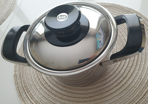 AMC Topf 14 cm, 1,5 Liter, 10 cm hoch + Deckel Kochtopf - Produktbild 1 | potoria.de